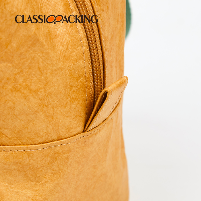 large sustainable toiletry bags zipper detail